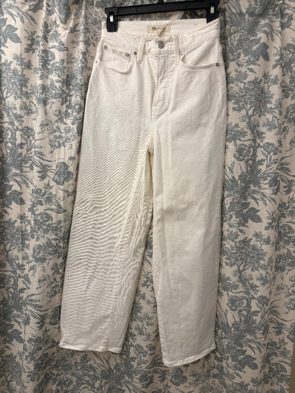 The Petite Perfect Vintage Wide-Leg Crop Jean in Tile White